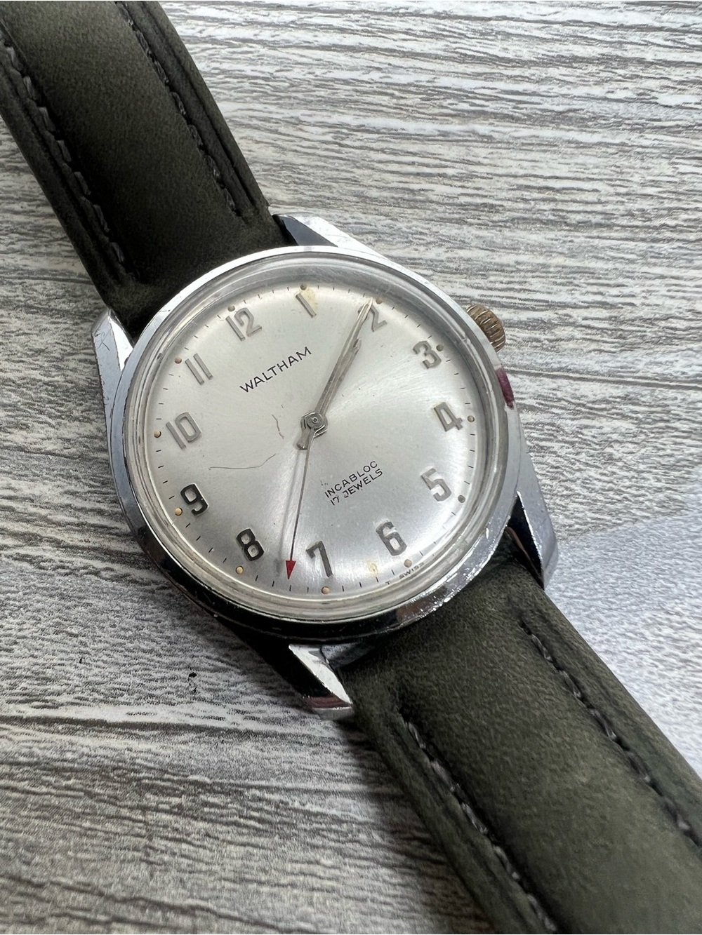 Waltham Men's Classic Silver Dial Watch with Olive Green Strap 17 jewel